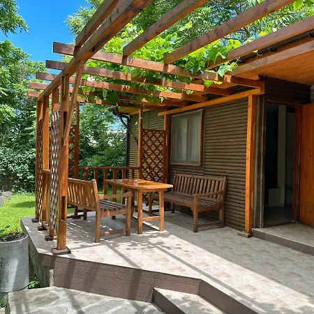 Zora - אתר קמפינג אובזור