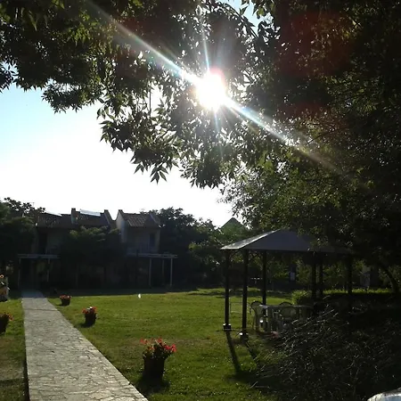 Zora Camping - Obzor