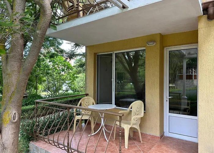 Zora - Campingplads 2*